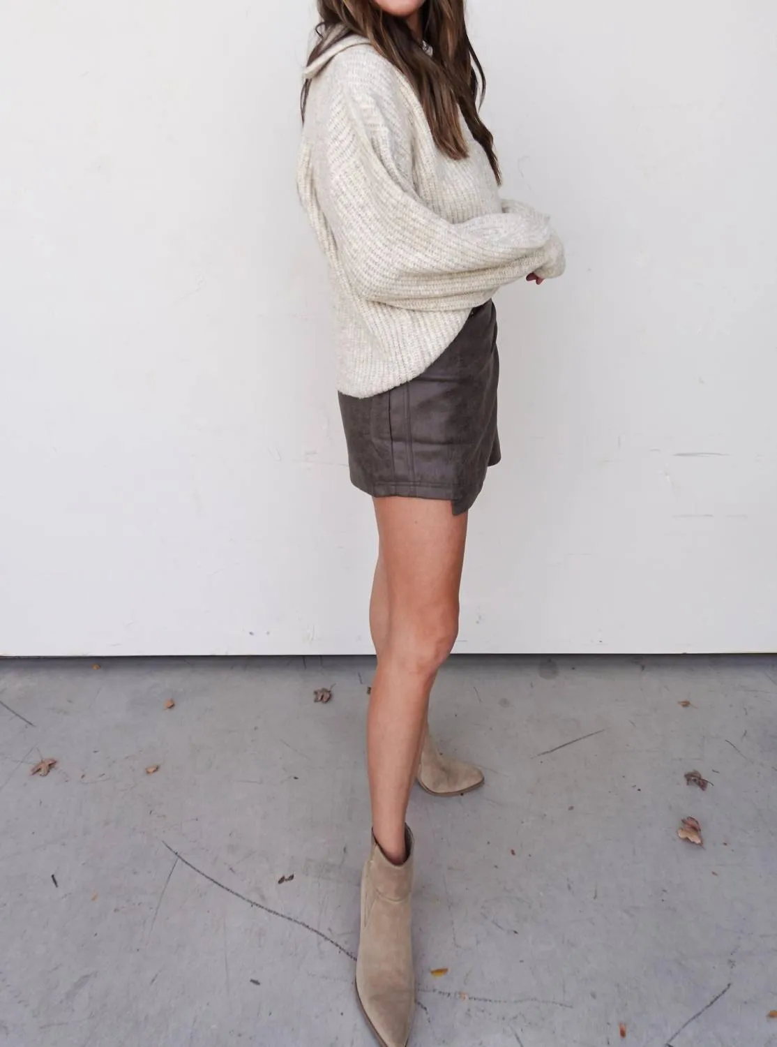 Aemi   Co - V-neck Sweater With Collar