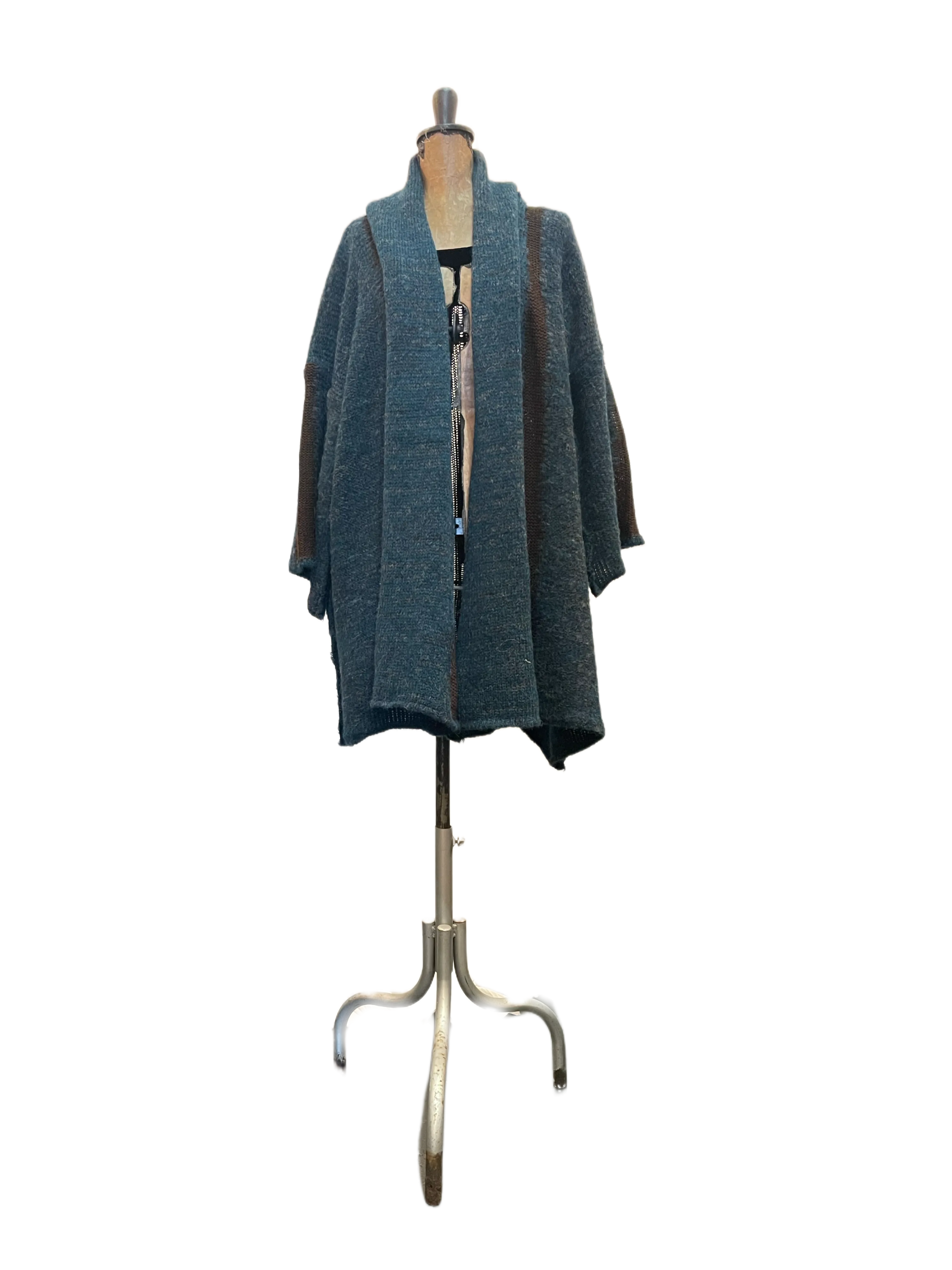 Alpaca kimono style cardigan with mesh detail - ocean/charcoal