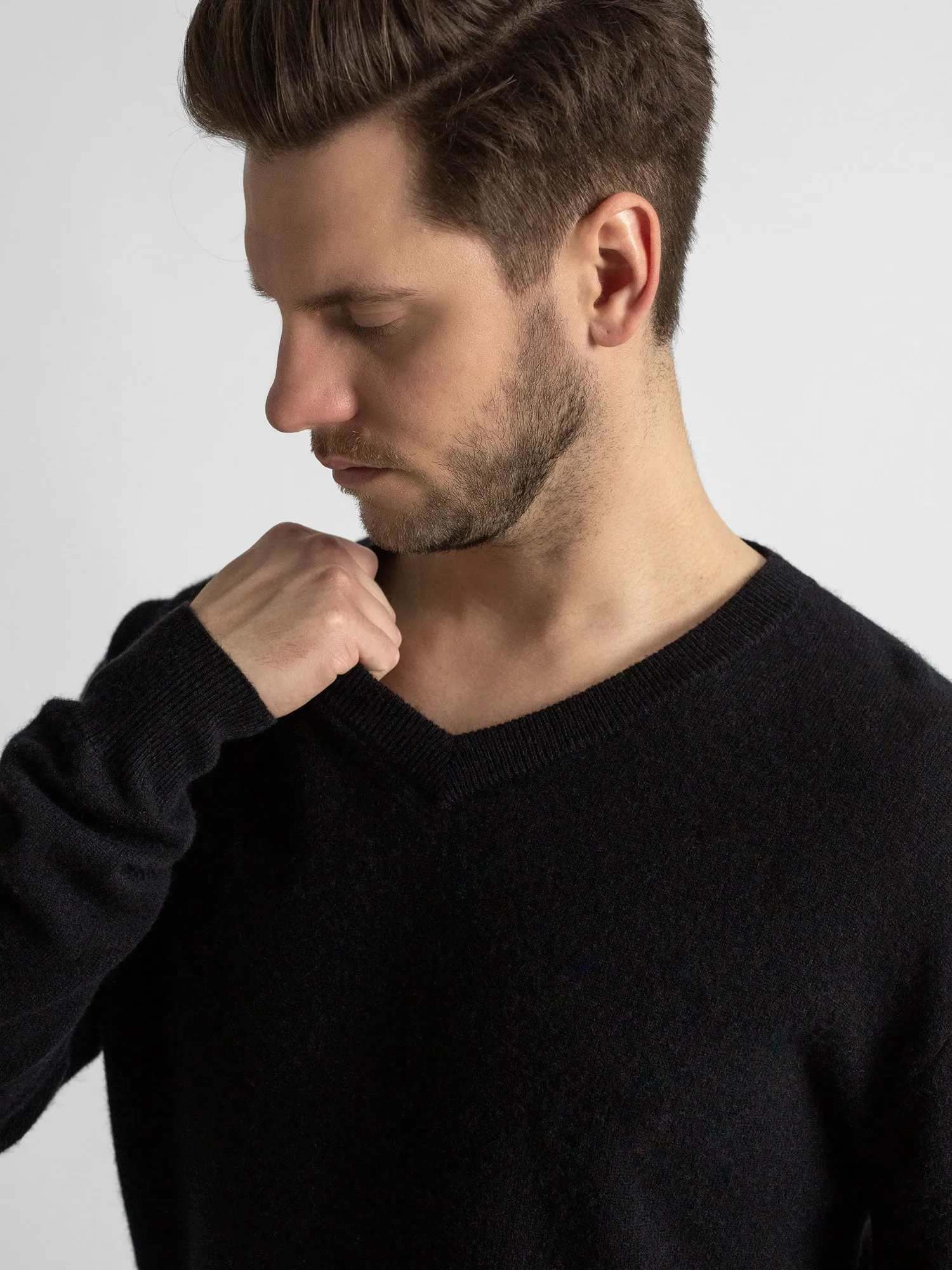 Herre kashmirgenser "V-neck" - Sort
